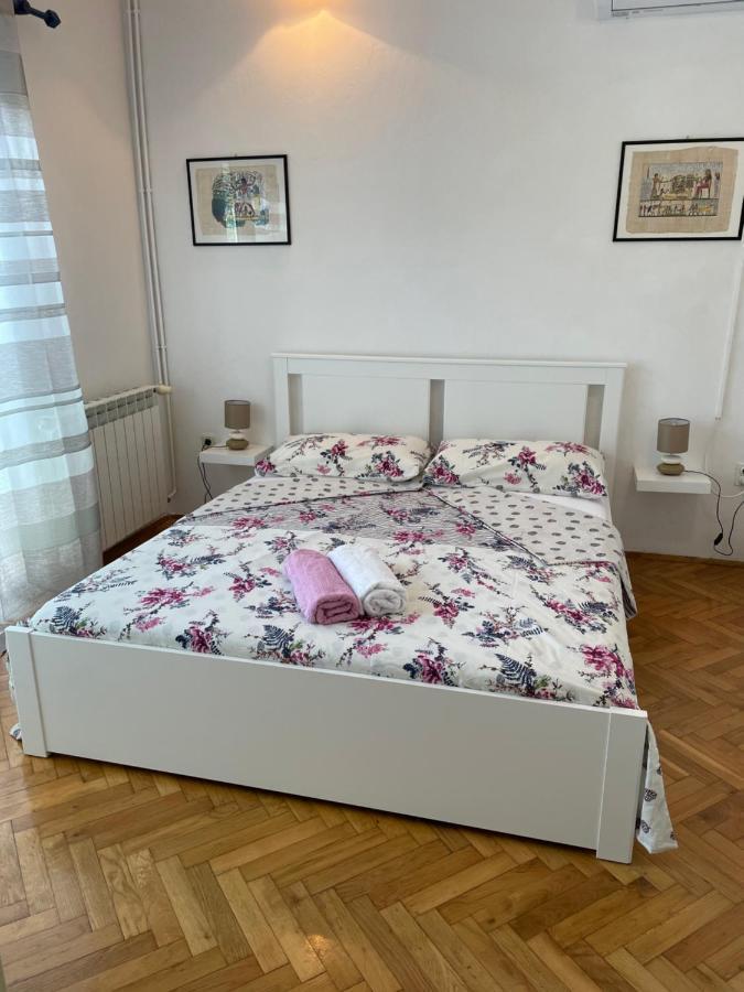 Apartments Mornar Poljica  エクステリア 写真