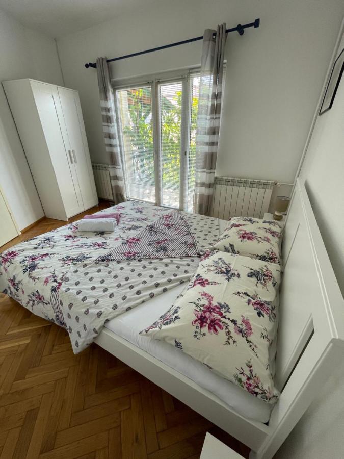 Apartments Mornar Poljica  エクステリア 写真