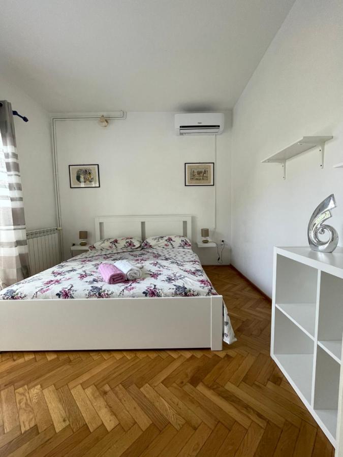 Apartments Mornar Poljica  エクステリア 写真