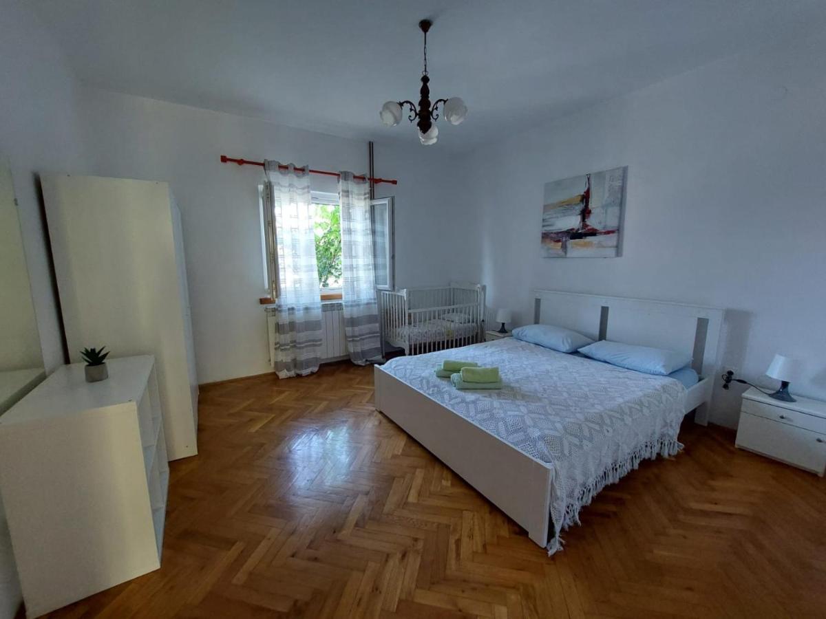 Apartments Mornar Poljica  エクステリア 写真